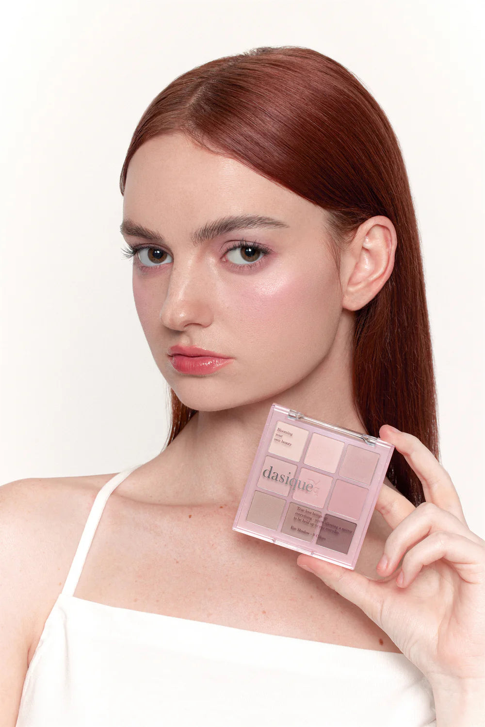 Dasique Eyeshadow Palette 13 Cool Blending