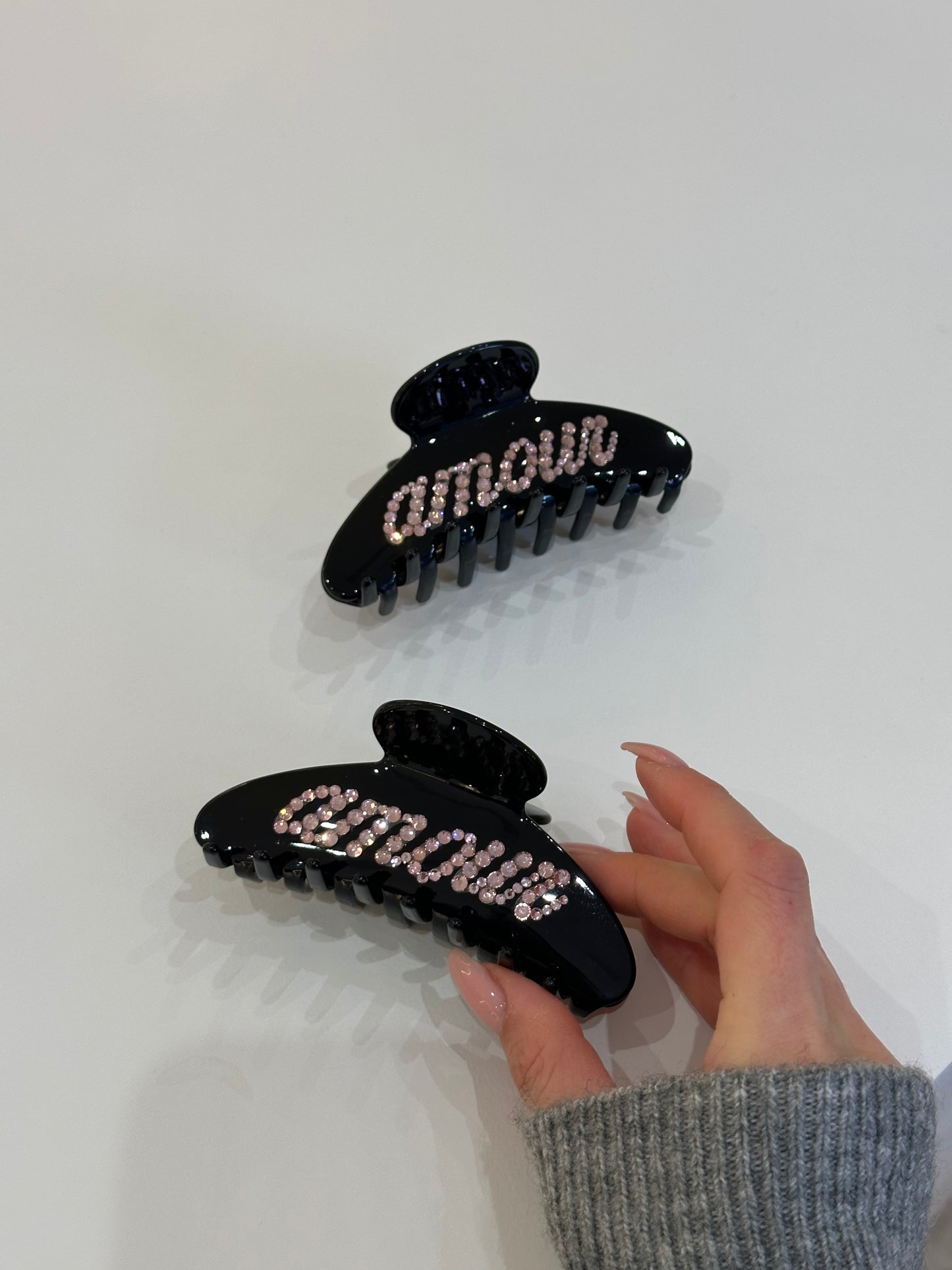 AMOUR Limited Edition Hair Clip