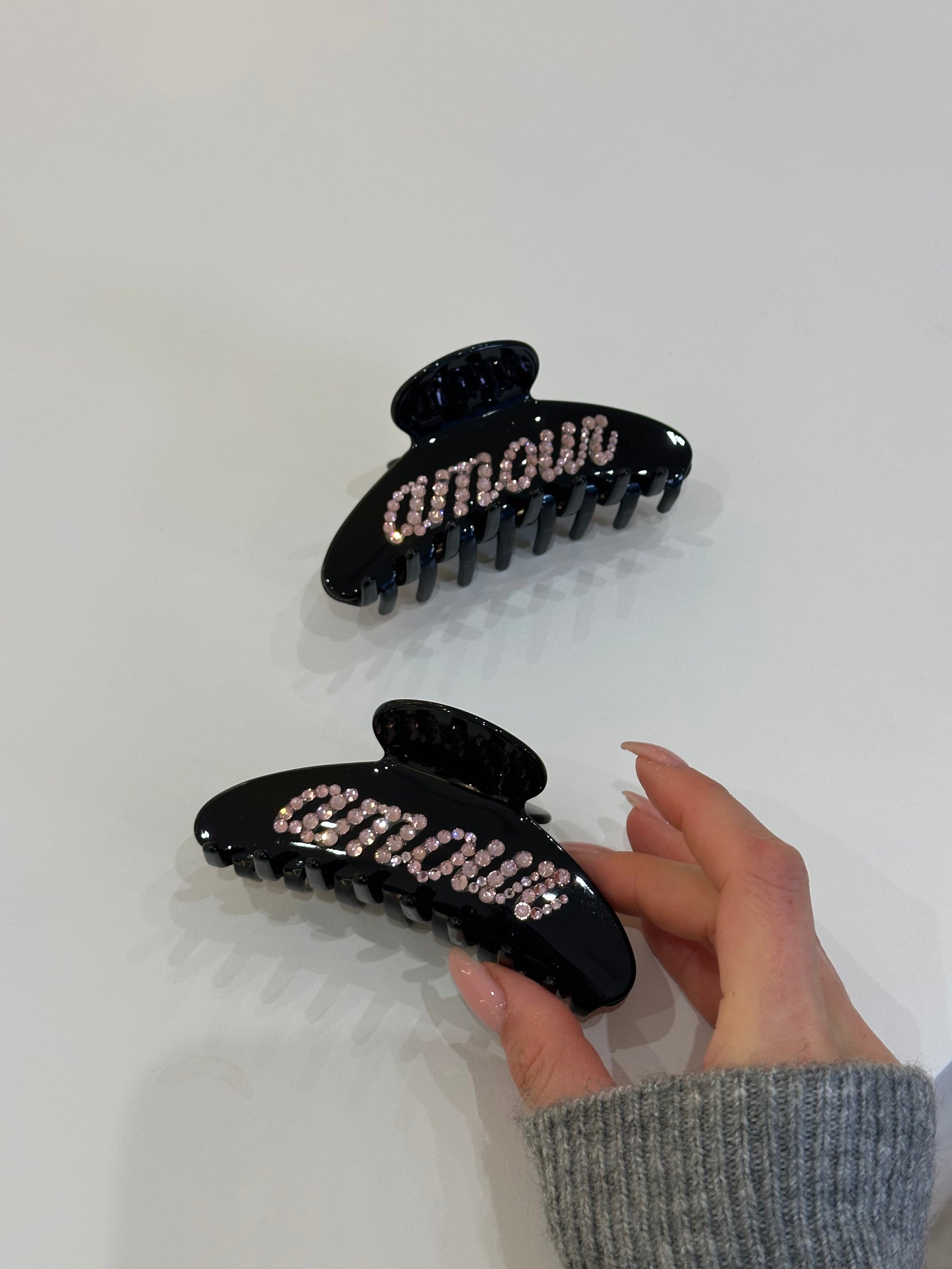 AMOUR Limited Edition Hair Clip