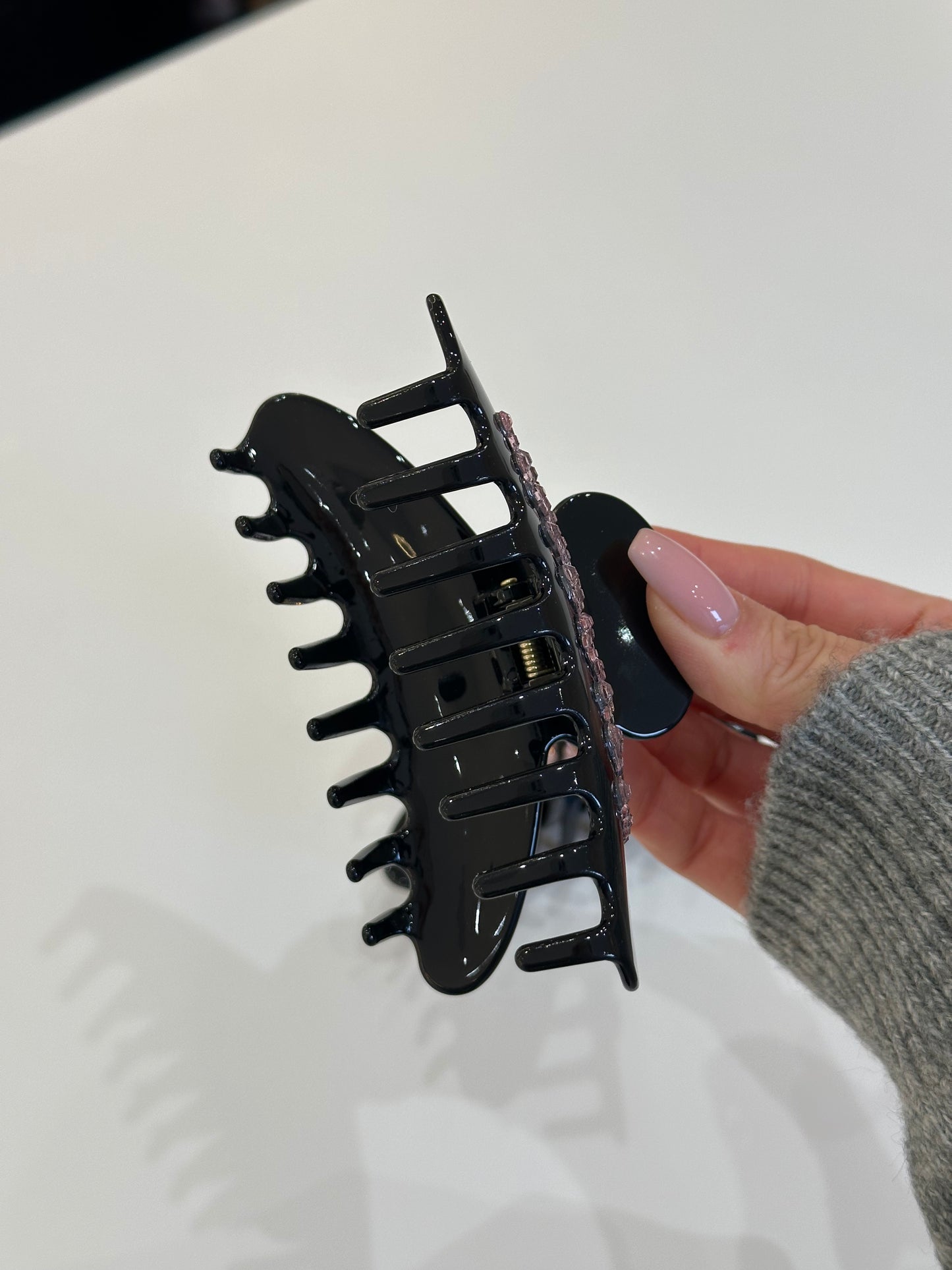 AMOUR Limited Edition Hair Clip