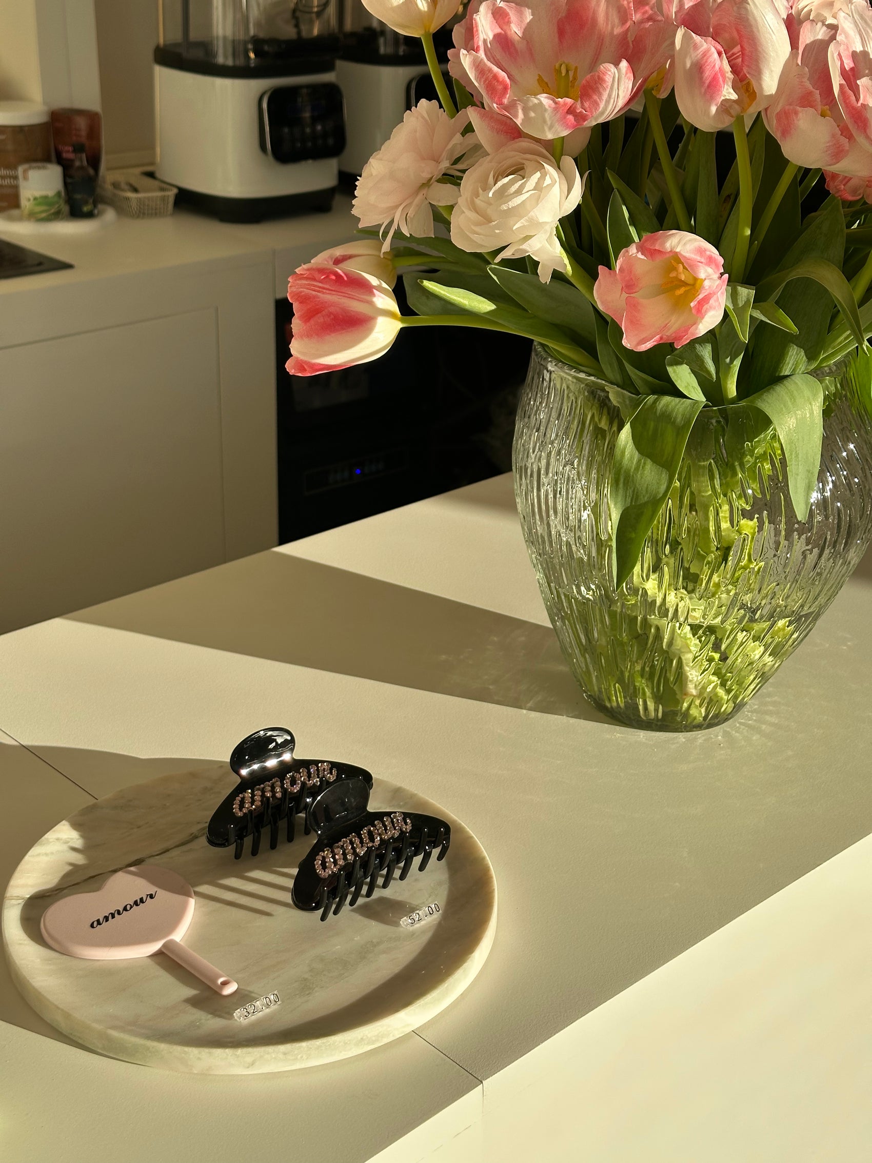 AMOUR Limited Edition Candy Pop Mirror