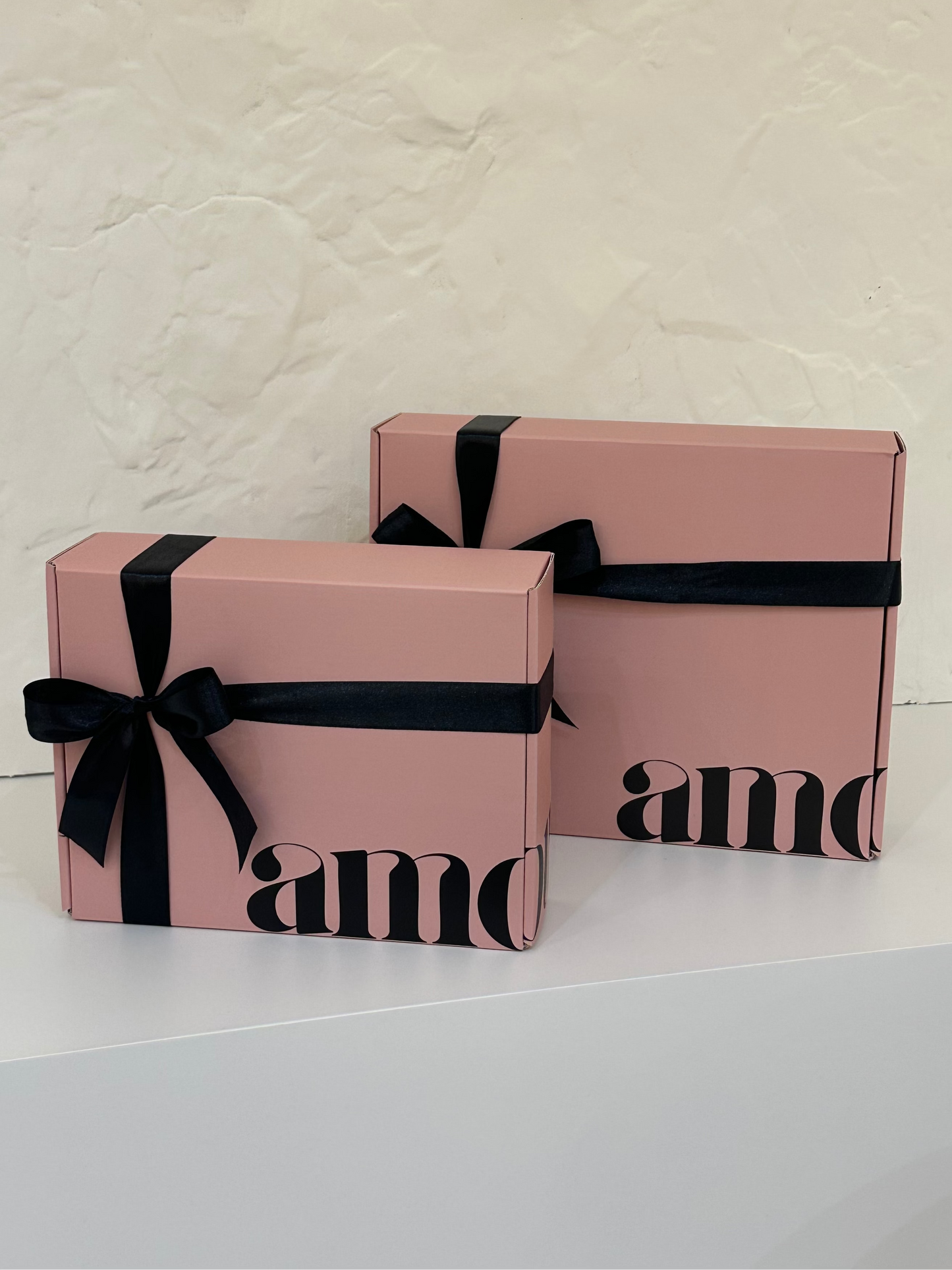 AMOUR Gift Wrapping