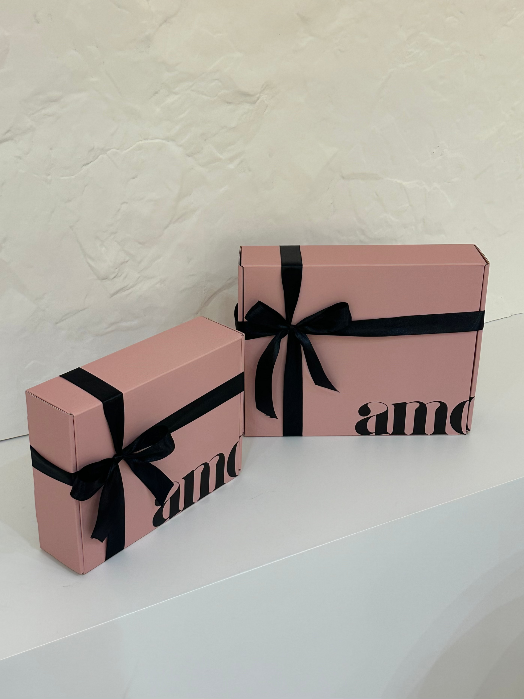 AMOUR Gift Wrapping