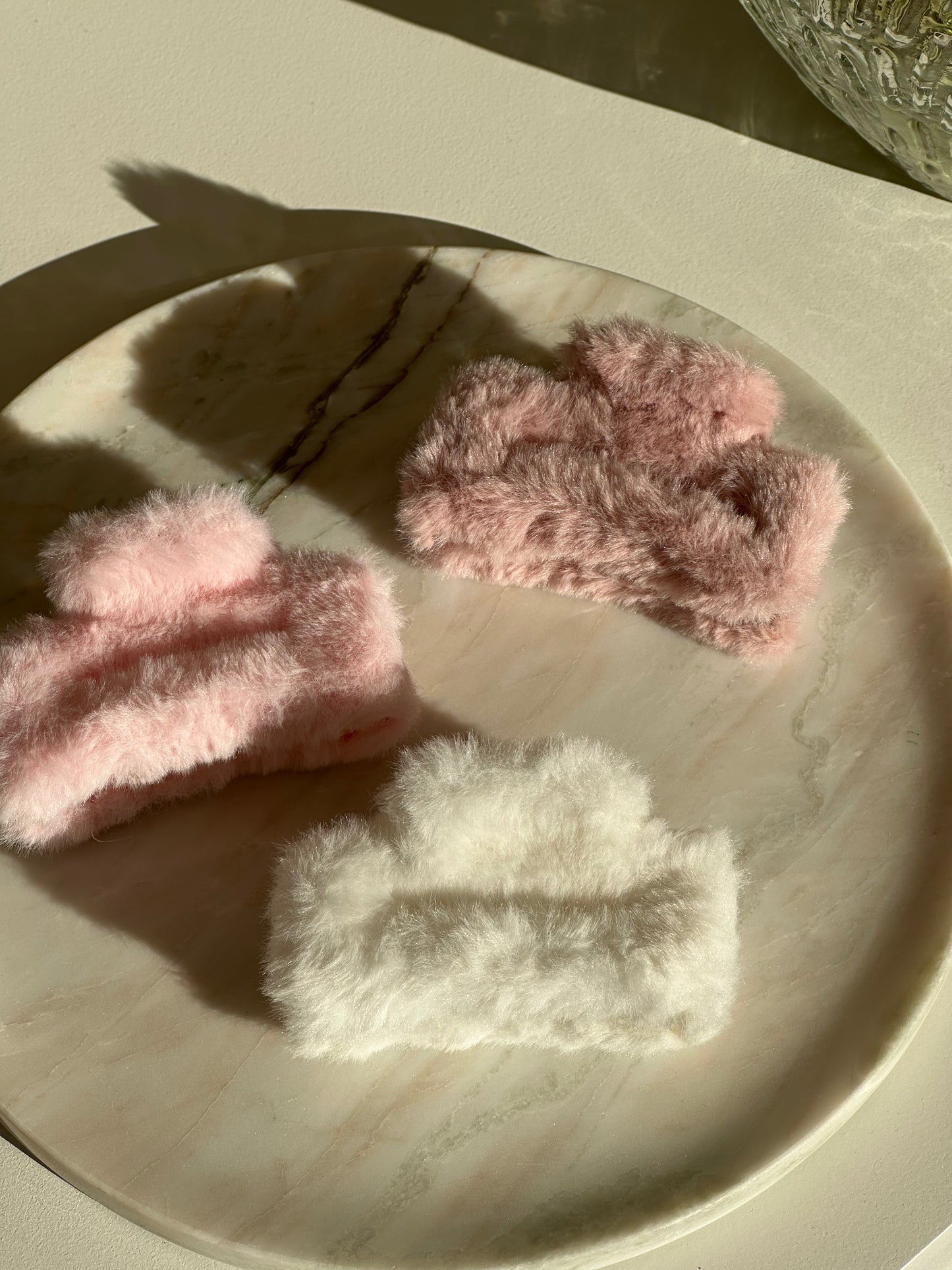AMOUR Fluffy Bunny Hair Clip