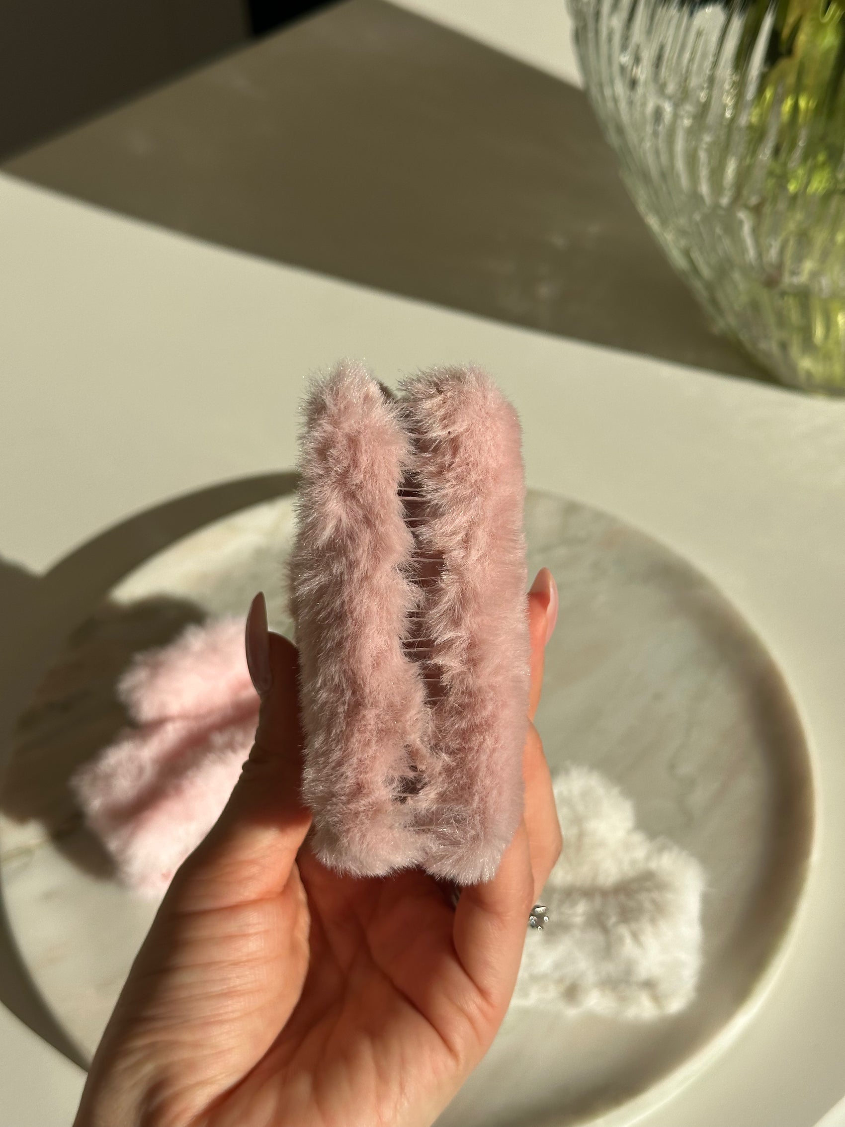 AMOUR Fluffy Bunny Hair Clip