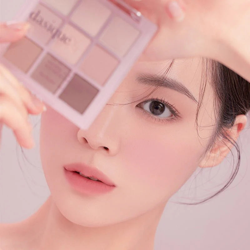 Dasique Eyeshadow Palette 13 Cool Blending
